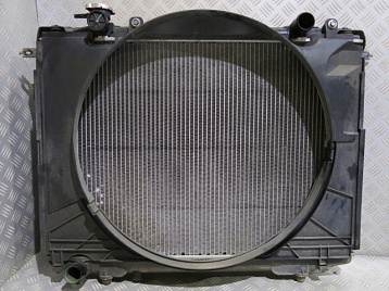 1D5E5471D - Радиатор воды Фото 1