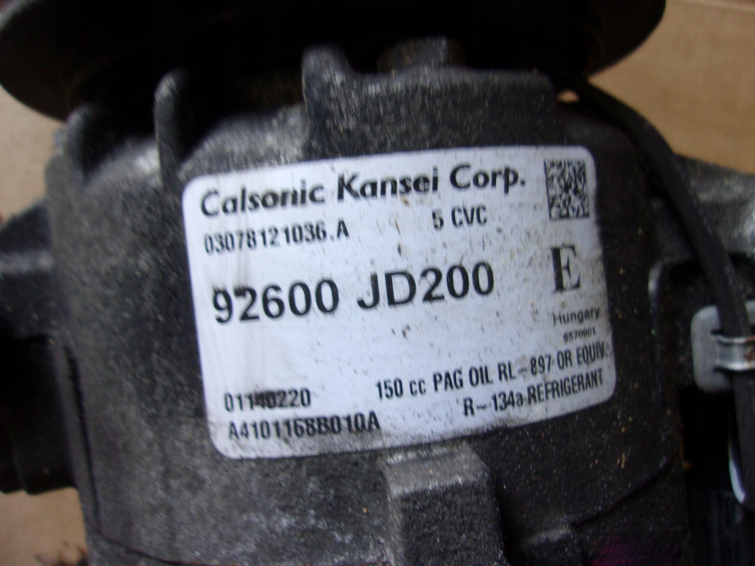 Компрессор кашкай j10. Компрессор кондиционера Qashqai. 92600jd200. 92600jd000. 92600 2y010 запчасти.