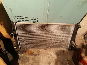1CCDF64BB - Радиатор воды