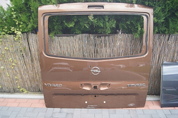 1EF4EDAC5 - Крышка багажника