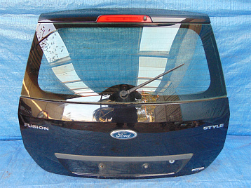 204350A05 - Крышка багажника