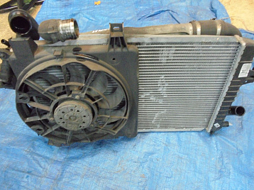 1894A5E34 - Радиатор интеркуллера Фото 1