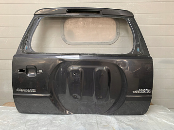 200831A35 - Крышка багажника