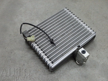 1C859E5BC - Радиатор кондиционера