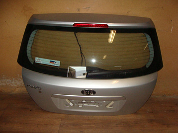 1D8016E7A - Кришка багажника