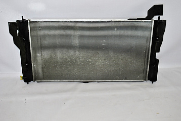 1EAE34035 - Радиатор воды Фото 1