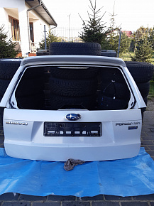 2013D6CF1 - Крышка багажника