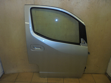 20060A4B4 - Дверь передняя правая