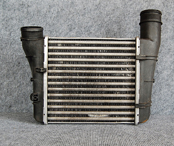 1C94309FE - Радиатор интеркуллера Фото 1