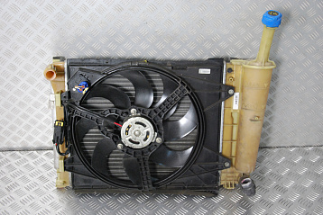 1CBE68CC6 - Радиатор кондиционера Фото 1