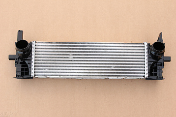 2B5F36851 - Радиатор интеркуллера