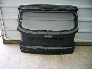 1EB478BE3 - Крышка багажника