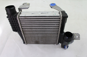 1E58F5ED7 - Радиатор интеркуллера