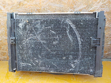 1C60204F1 - Радиатор воды Фото 1