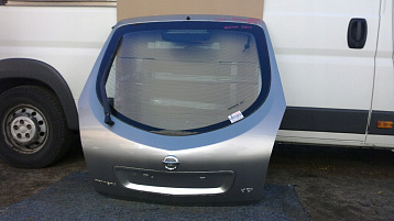 20700B64F - Крышка багажника