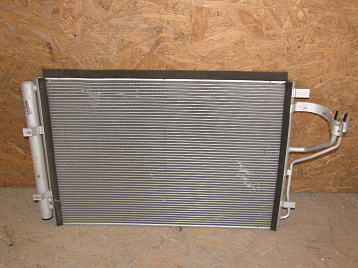 1AAFD18BF - Радиатор кондиционера