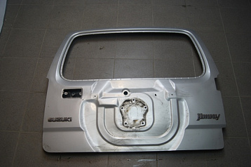 1F4ED701C - Крышка багажника