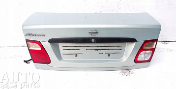 2700A411B - Кришка багажника