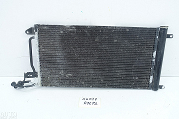 2A6AE51DB - Радіатор кондиціонера
