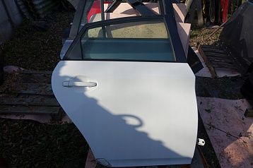 20103EF6A - Двері задні права