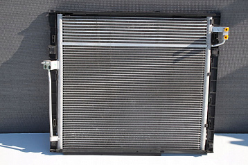 1C32B7BD4 - Радиатор кондиционера Фото 1
