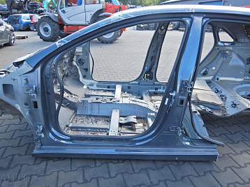243ECF9BF - Средняя стойка порога левая